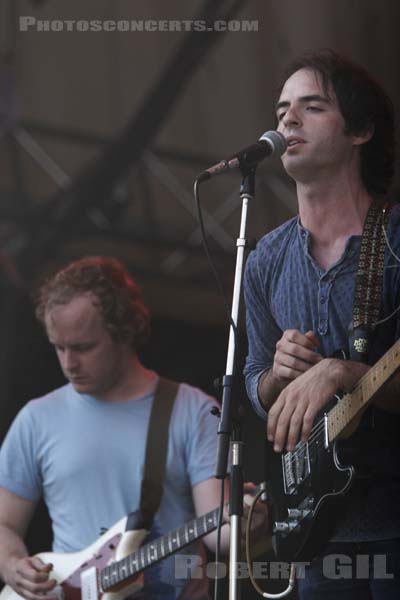 CLAP YOUR HANDS SAY YEAH - 2006-08-25 - SAINT CLOUD - Domaine National - Scene de la Cascade - 